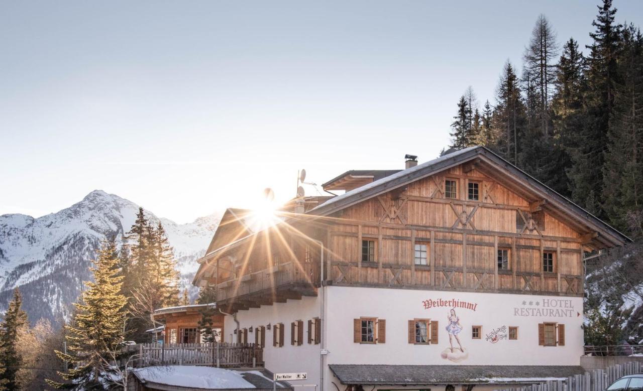 Skihotel Weiberhimmel ウルティモ エクステリア 写真